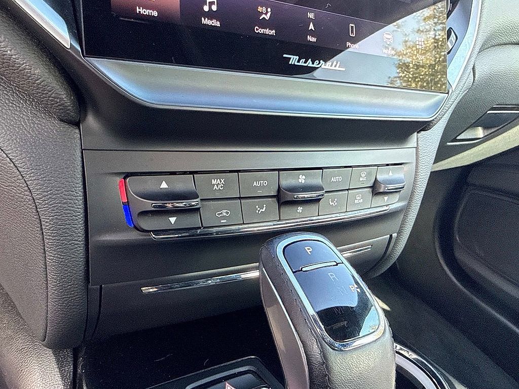 2022 Maserati Ghibli