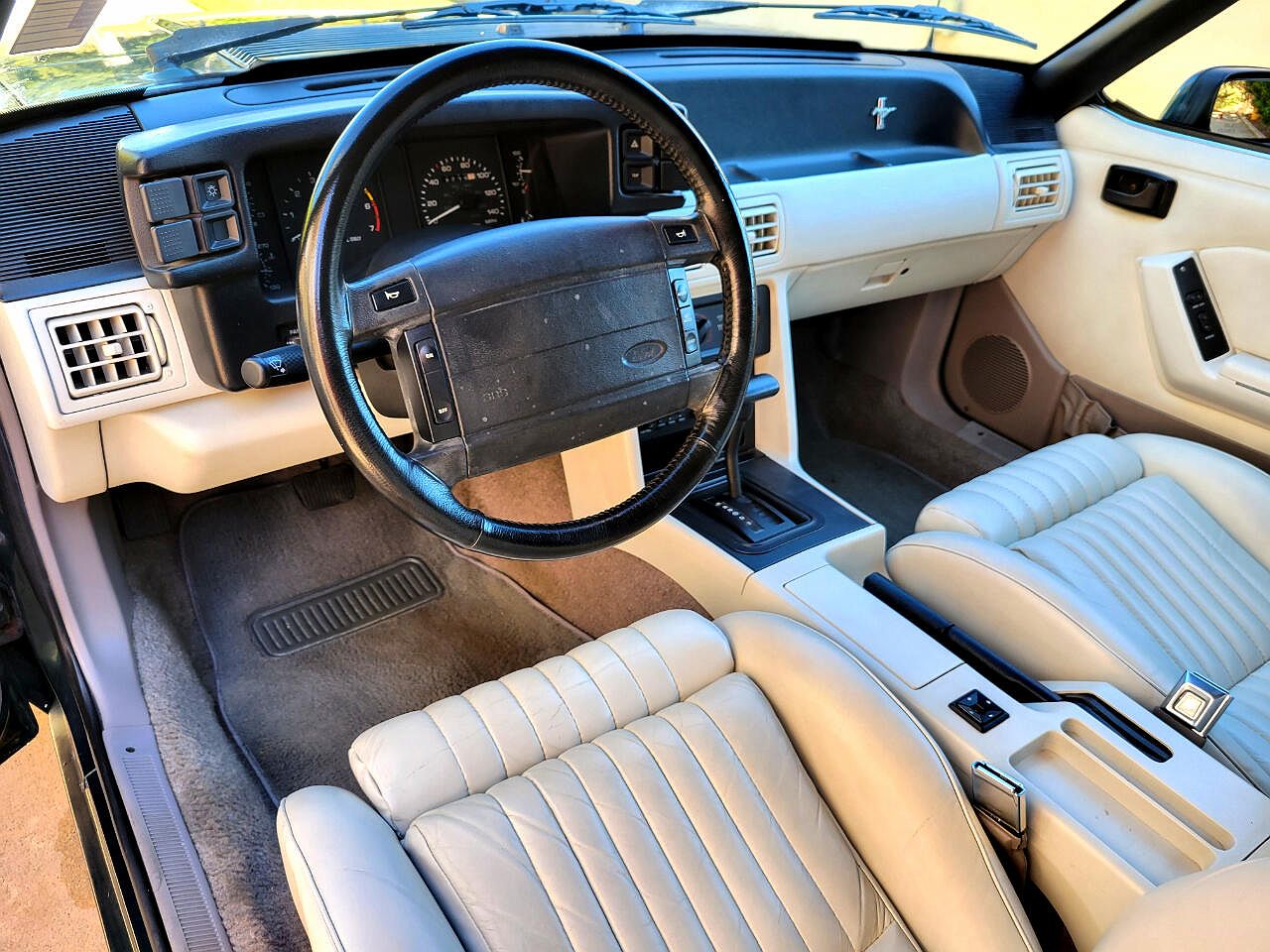 1990 Ford Mustang LX image 26