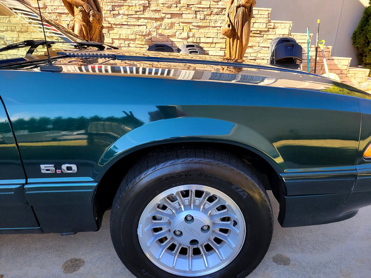 1990 Ford Mustang LX image 58