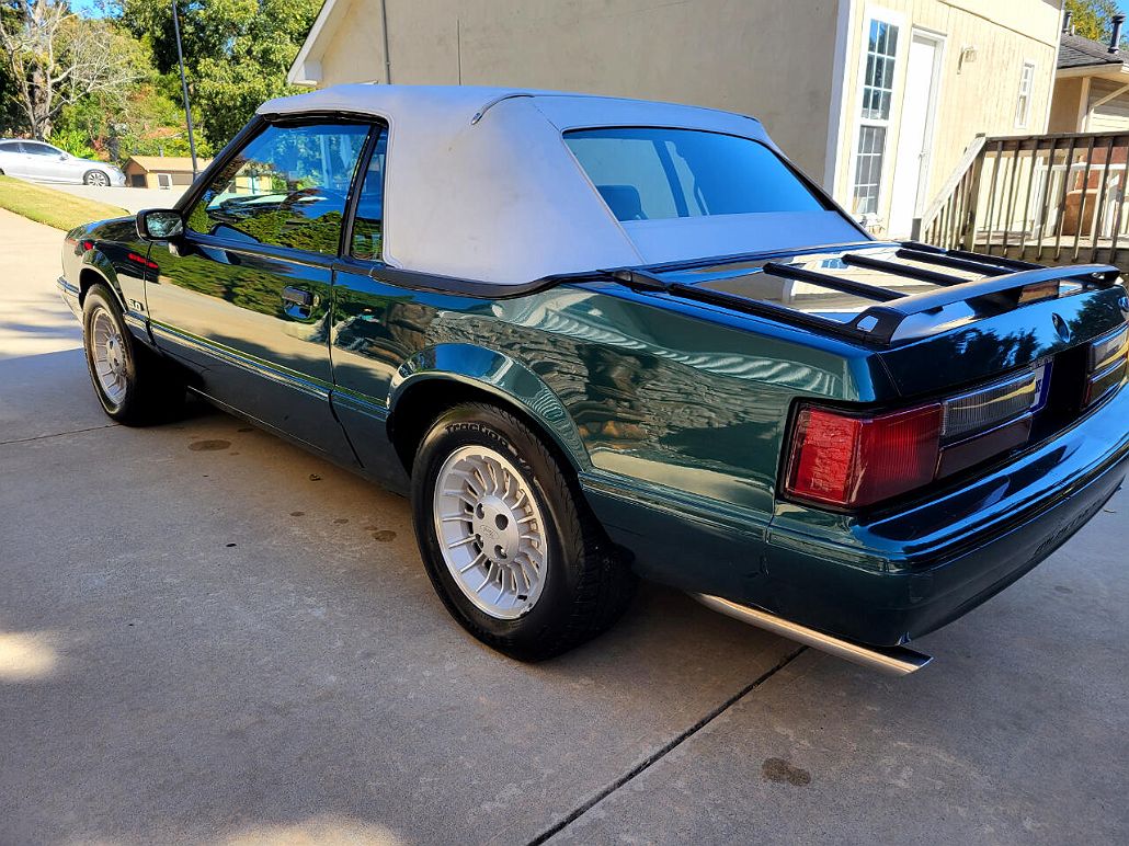 1990 Ford Mustang LX image 5