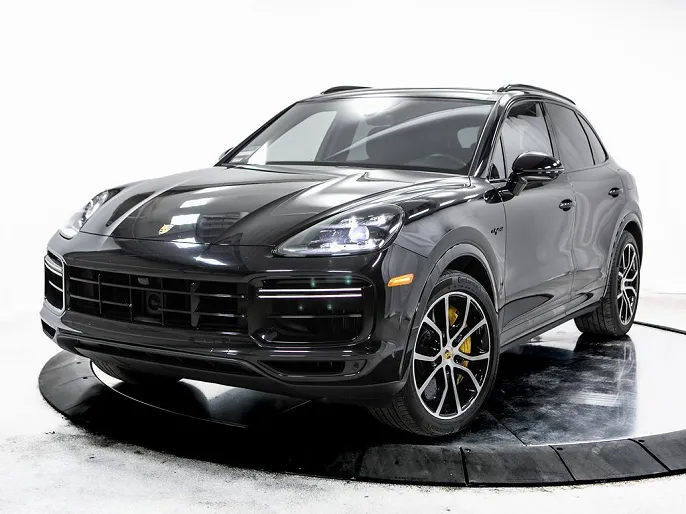 2022 Porsche Cayenne