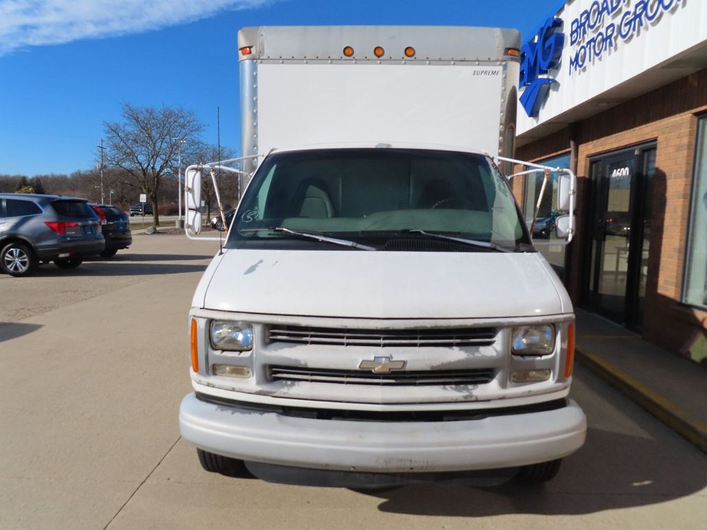 1999 Chevrolet Express 3500 image 3