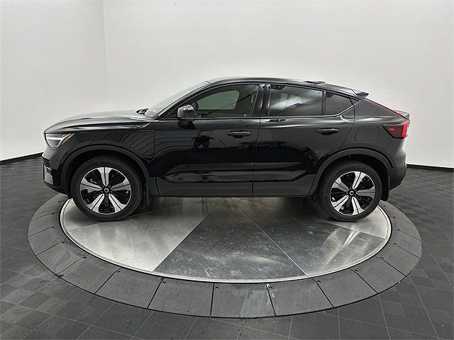 2023 Volvo C40