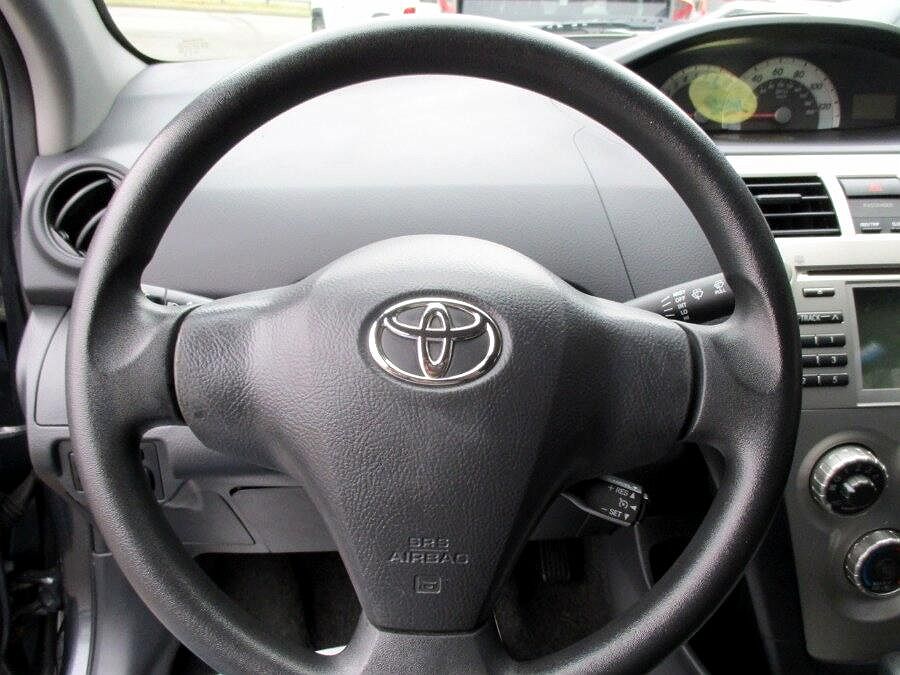 2008 Toyota Yaris S image 11