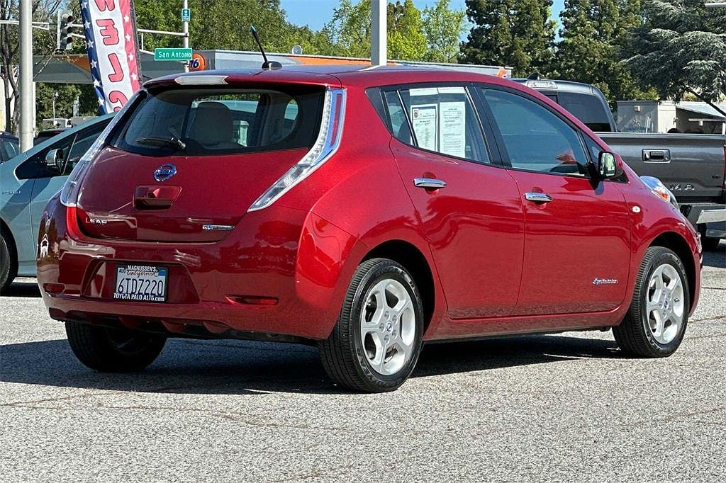 2011 Nissan Leaf SL image 3