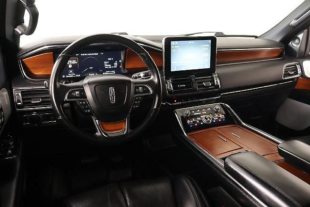 2020 Lincoln Navigator