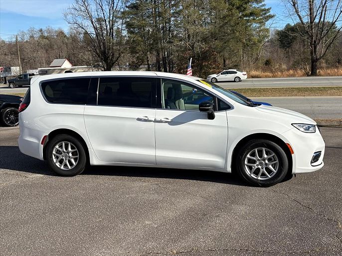 2024 Chrysler Pacifica