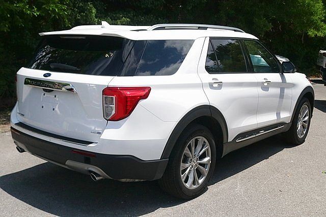 2020 Ford Explorer Limited Edition image 4