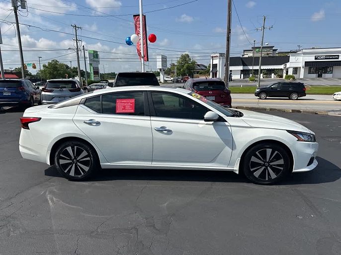 2021 Nissan Altima