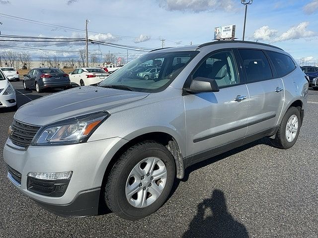 2017 Chevrolet Traverse LS image 0