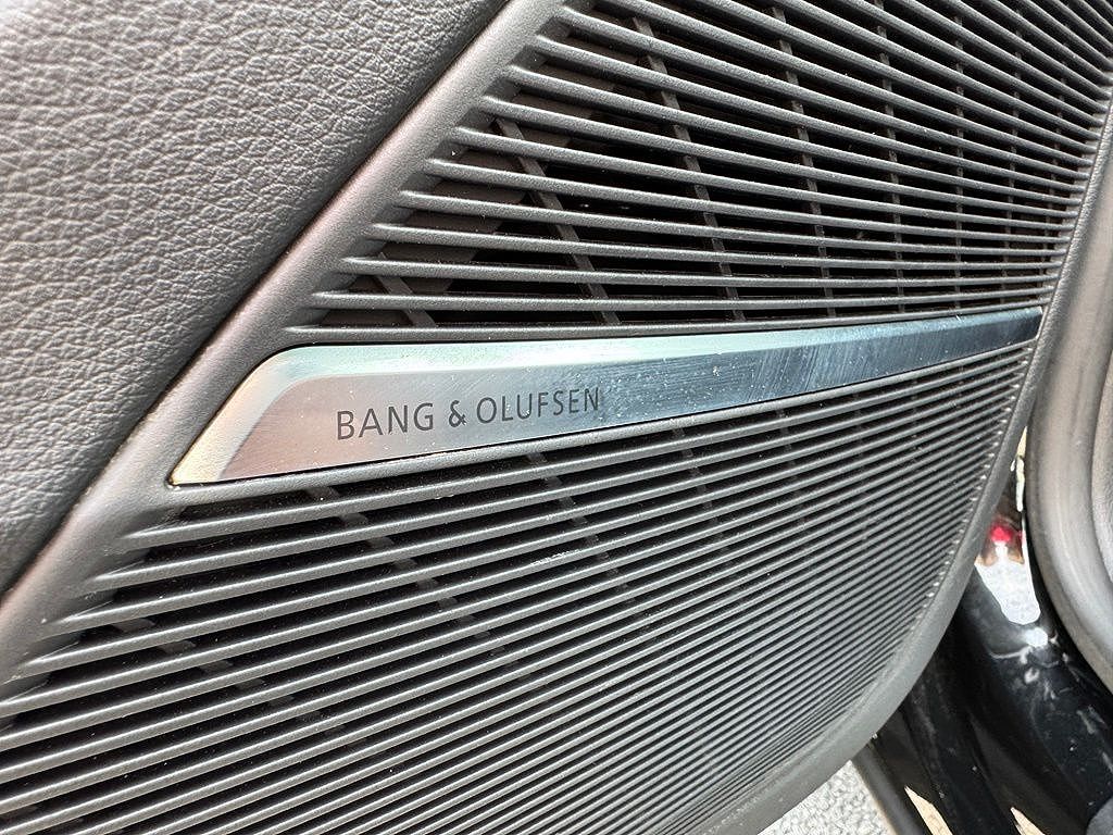 2023 Audi SQ8