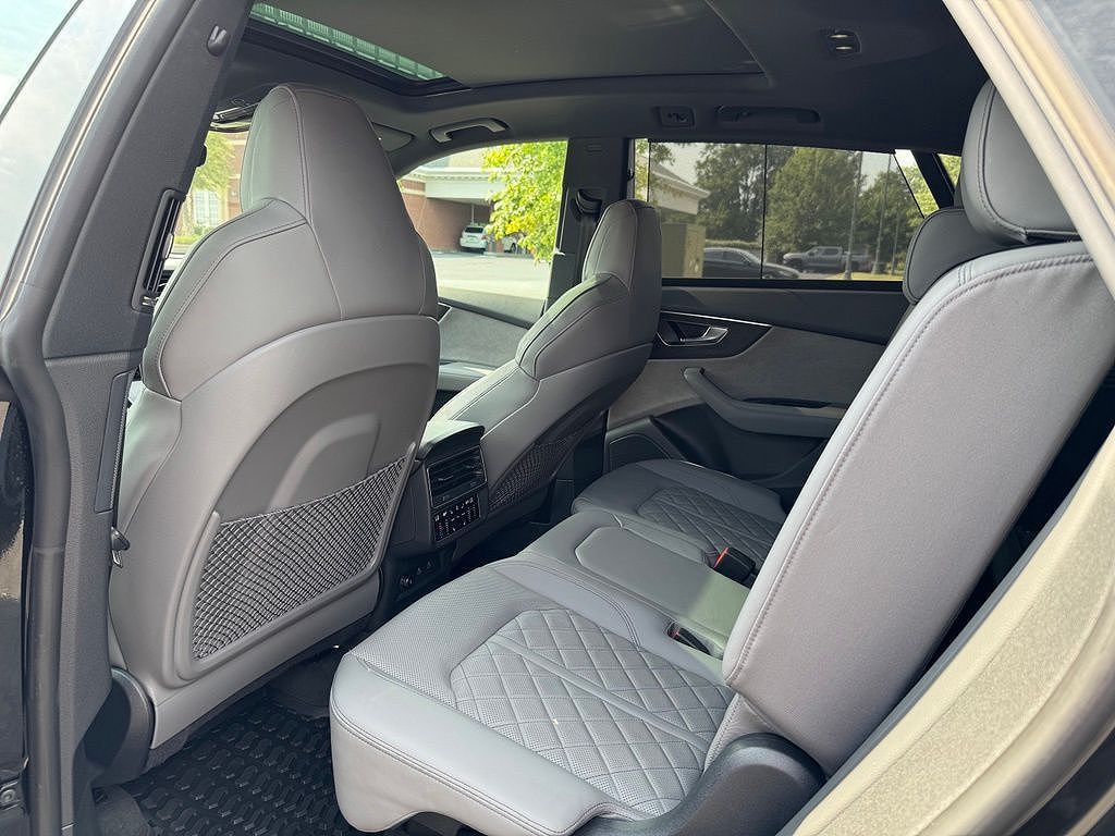2023 Audi SQ8