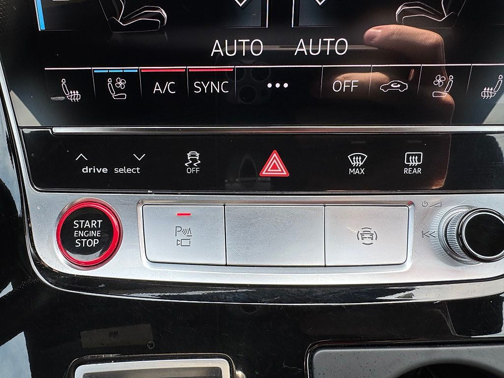 2023 Audi SQ8