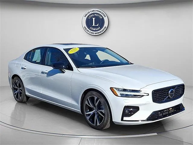 2025 Volvo S60