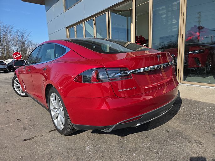 2015 Tesla Model S