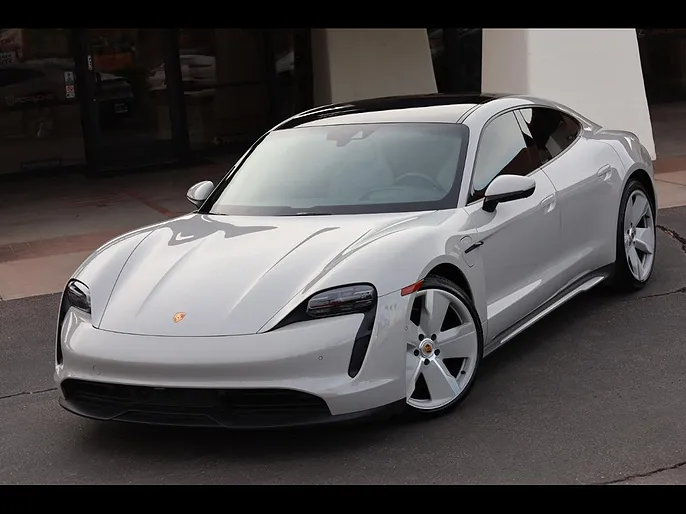 2023 Porsche Taycan