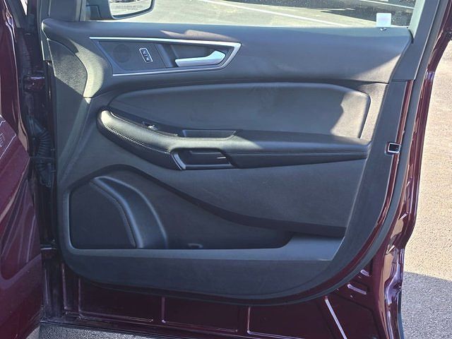 2021 Ford Edge