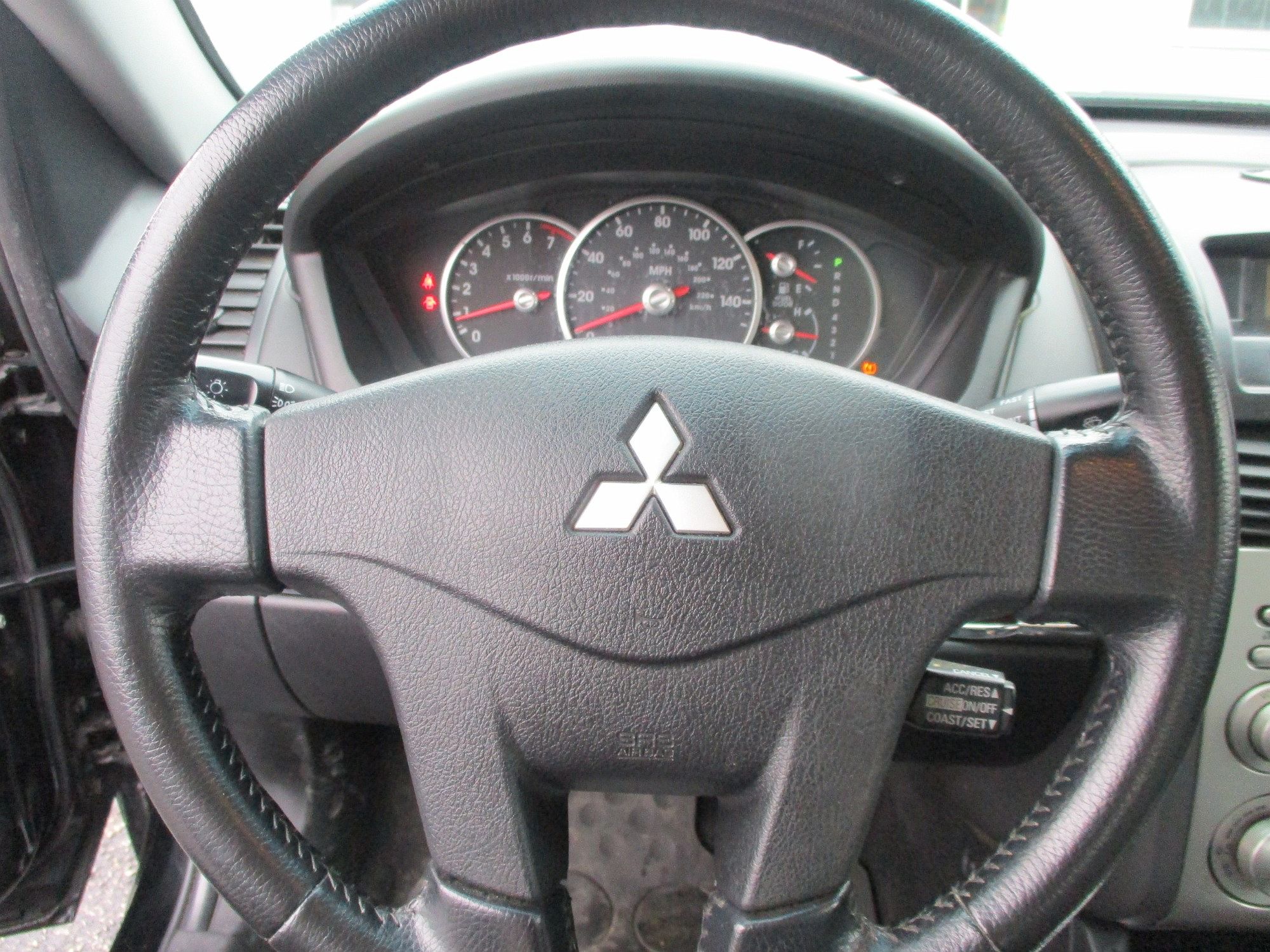 2009 Mitsubishi Galant ES image 19