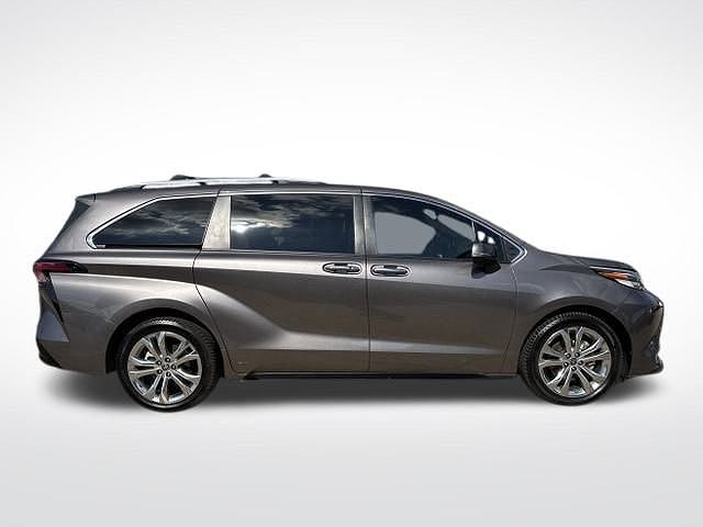 2022 Toyota Sienna