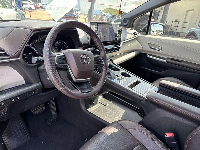 2022 Toyota Sienna