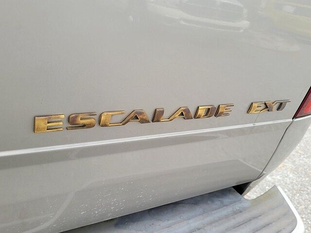 2004 Cadillac Escalade EXT image 7