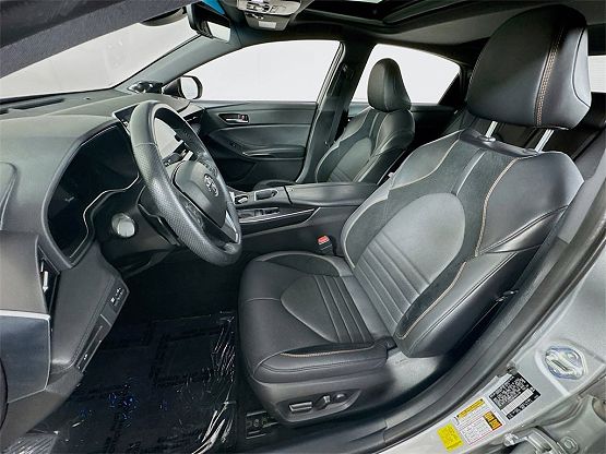 2022 Toyota Avalon Hybrid XSE photo 10