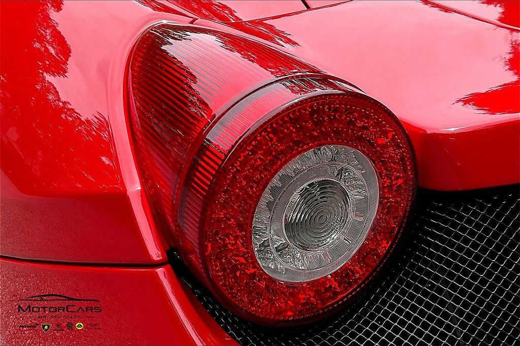 2015 Ferrari 458 null image 23