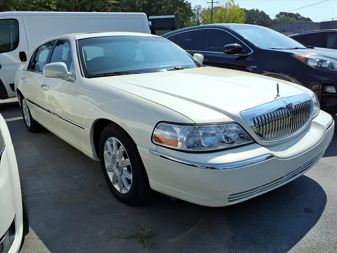 2007 Lincoln Town Car