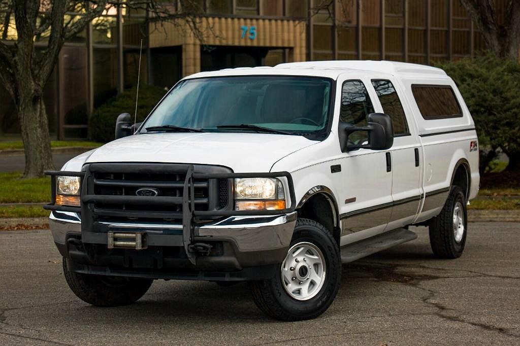2004 Ford F-250 XL image 0