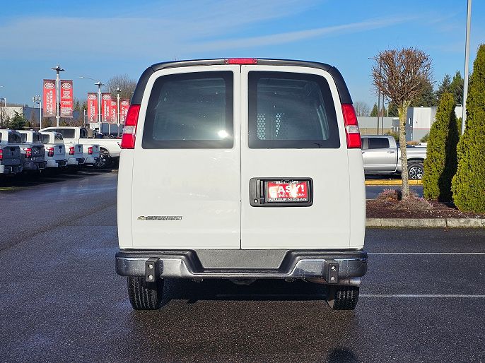 2022 Chevrolet Express