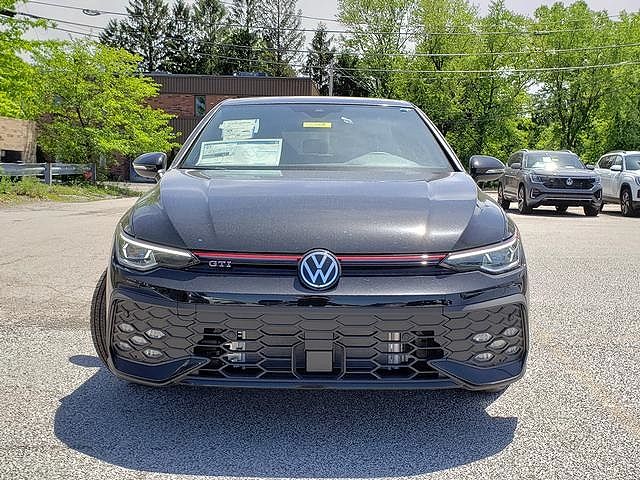 2025 Volkswagen Golf