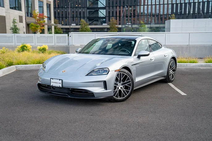2025 Porsche Taycan