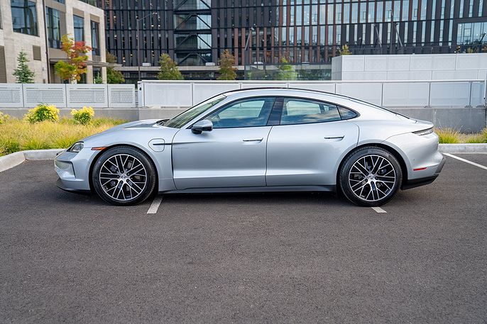 2025 Porsche Taycan