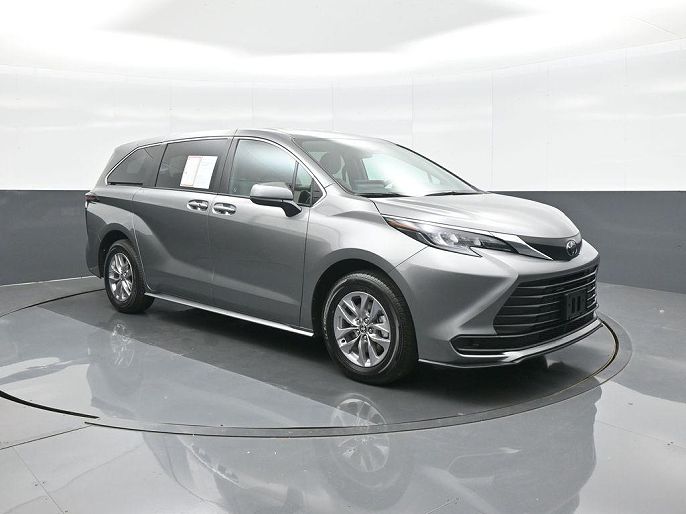 2026 Toyota Sienna