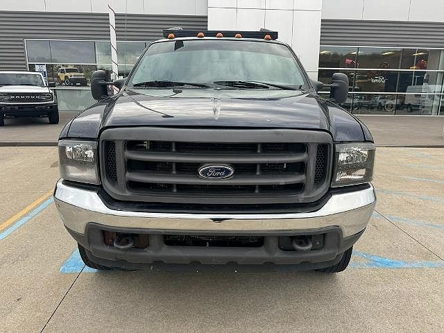 2004 Ford F-450 null image 1