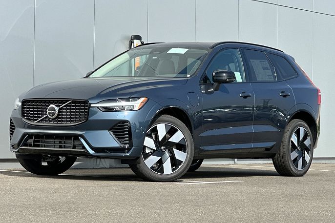 2025 Volvo XC60