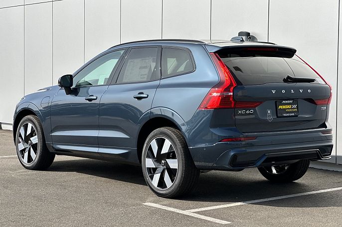 2025 Volvo XC60