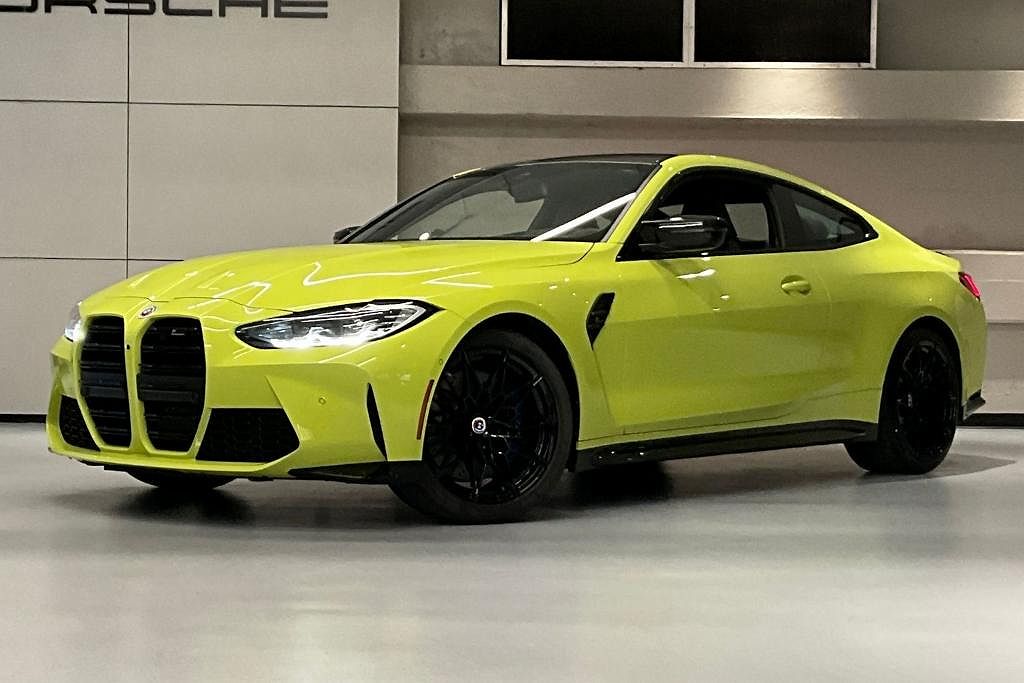 2023 BMW M4 Competition xDrive image 0