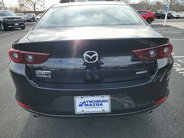 2024 Mazda Mazda3 S image 3