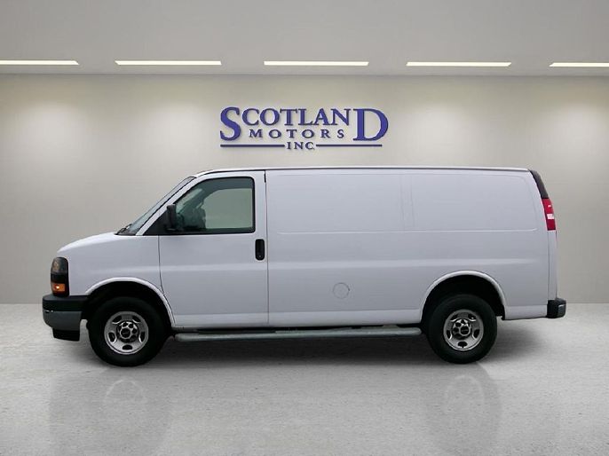 2023 GMC Savana