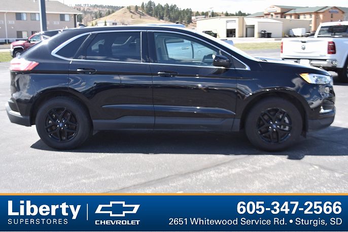 2022 Ford Edge