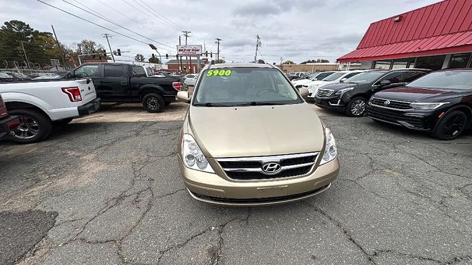 2008 Hyundai Entourage