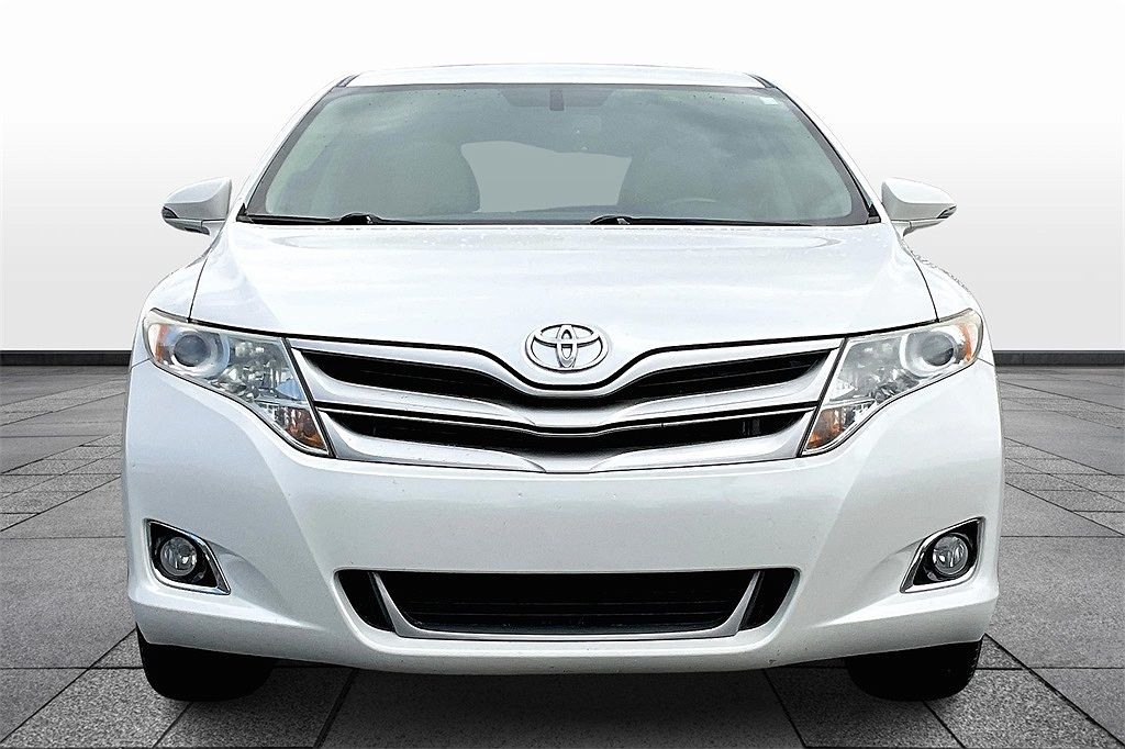 2013 Toyota Venza LE image 1