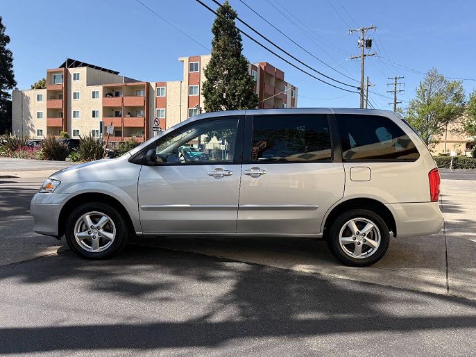 2003 Mazda MPV