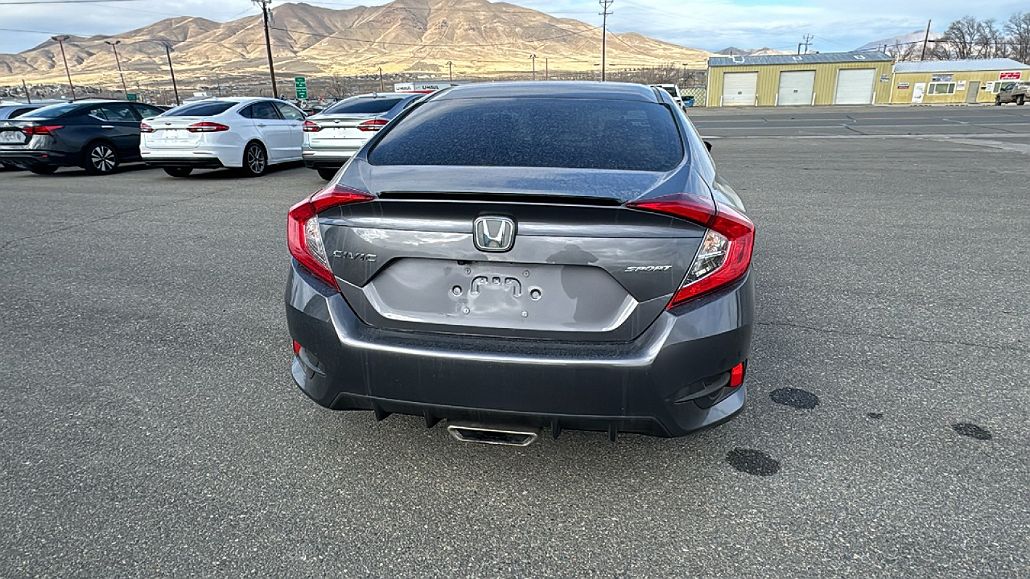 2019 Honda Civic Sport image 3