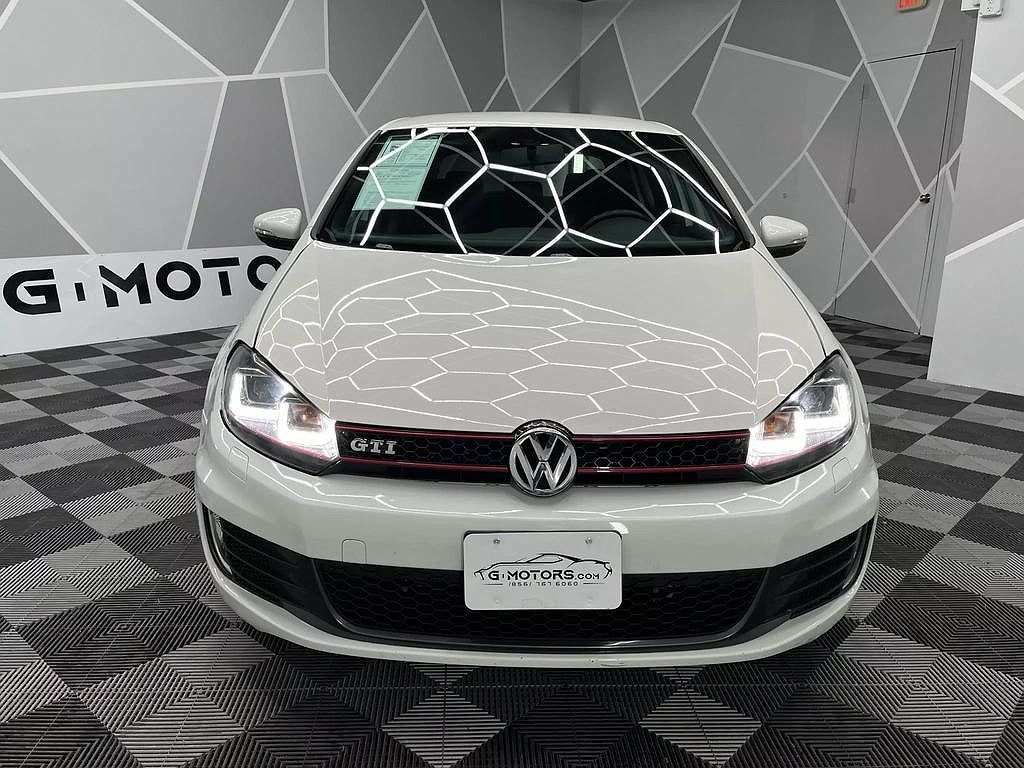 2014 Volkswagen GTI Wolfsburg Edition image 4