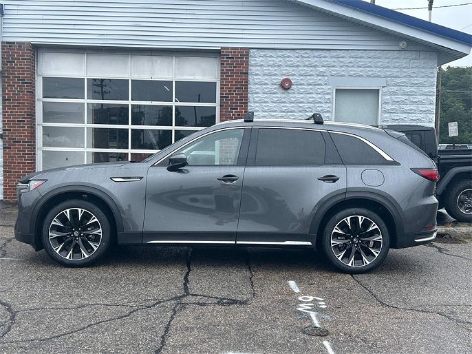 2024 Mazda CX-90