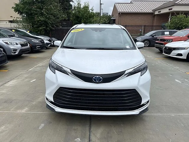 2024 Toyota Sienna