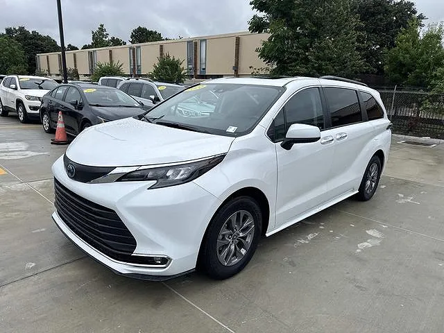 2024 Toyota Sienna
