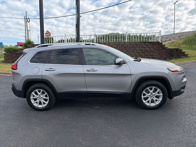2016 Jeep Cherokee